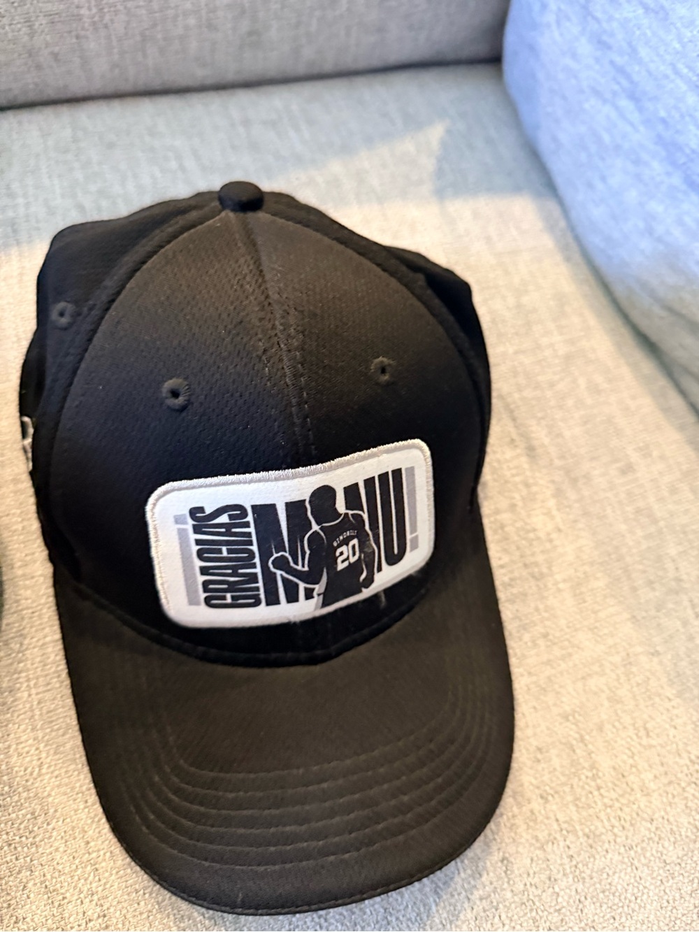 4 San Antonio Basketball NBA Adjustable Cap - different colors. One size - Picture 3 of 4